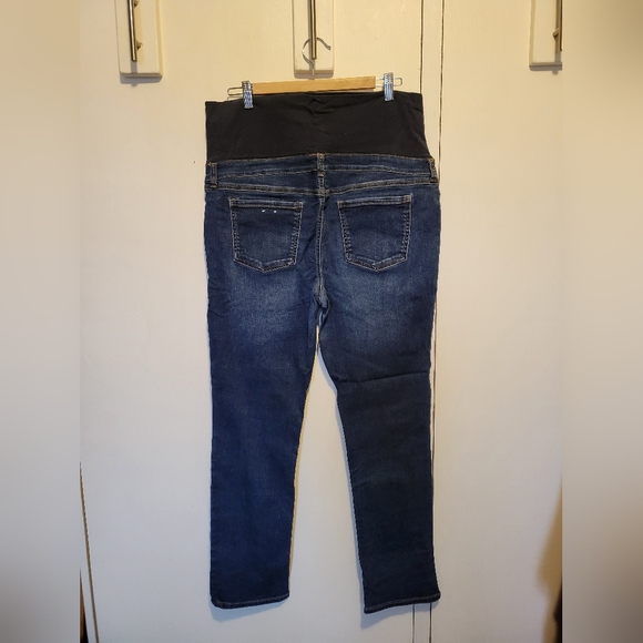 Thyme Maternity Jeans - Picture 2 of 4